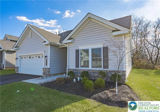 Homes for sale in Bethlehem Twp, PA | 3855 Victors Wy, Bethlehem Twp, PA 18045 | MLS# 770808