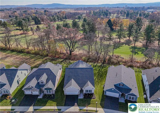 Homes for sale in Bethlehem Twp, PA | 3855 Victors Wy, Bethlehem Twp, PA 18045 | MLS# 770808