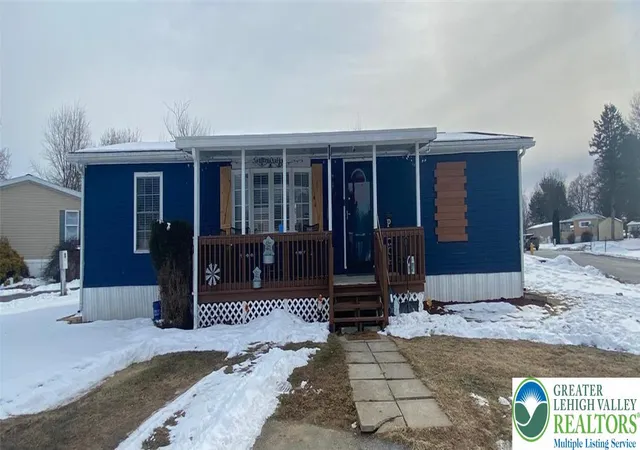 3rd image of 8755 Breinig Run Cir, Breinigsville, PA 18031 | MLS# 771274
