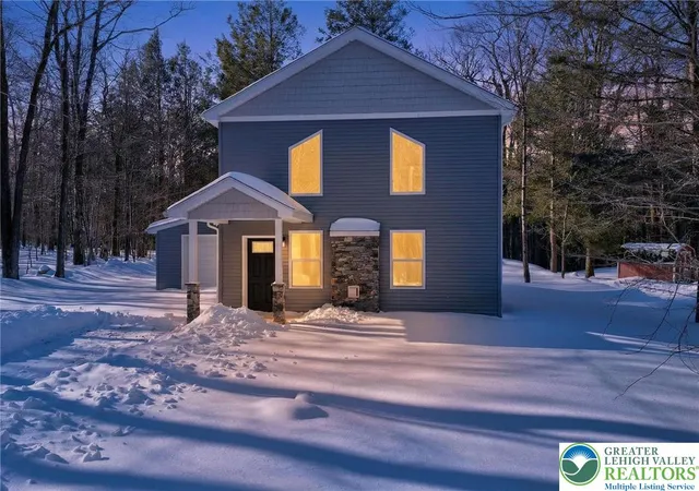 Photo 4 of Single family home for sale at 1073 Westside Dr, Newfoundland, PA 18445 | MLS# 771188 | Listing updated on 2026-07-27
