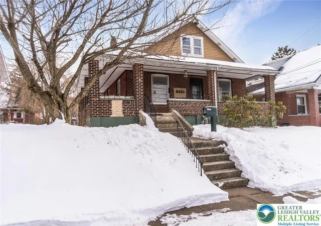 Homes for sale in Easton, PA | 446 Williams St, Easton, PA 18042 | MLS# 771286