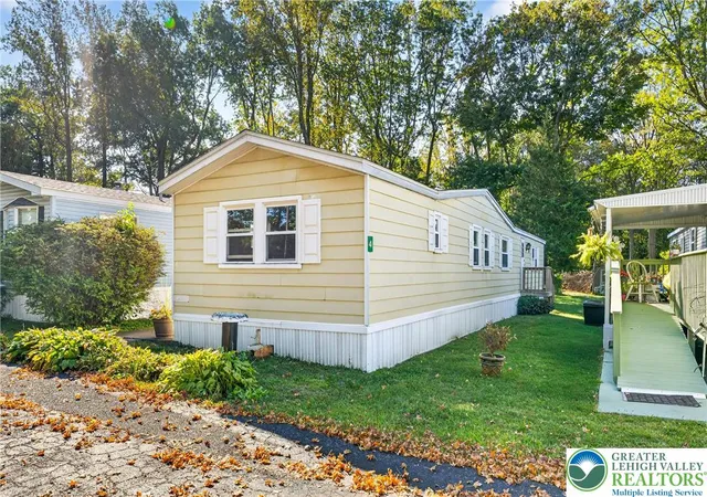 Homes for sale in East Allen Twp, PA | 8220 Airport Rd #4, East Allen Twp, PA 18067 | MLS# 771527