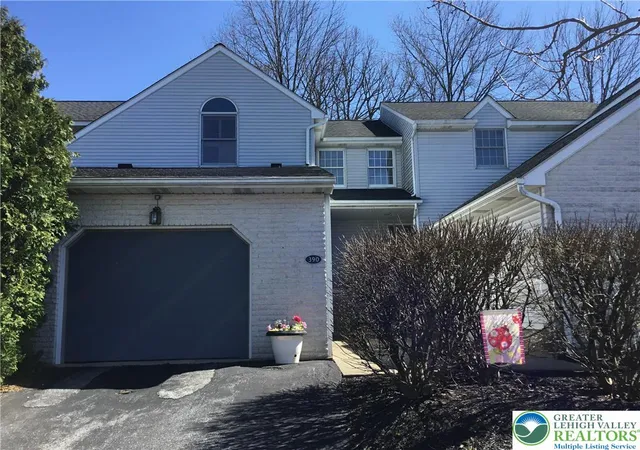 2nd image of 390 Fairview St, Emmaus Boro, PA 18049 | MLS# 771702