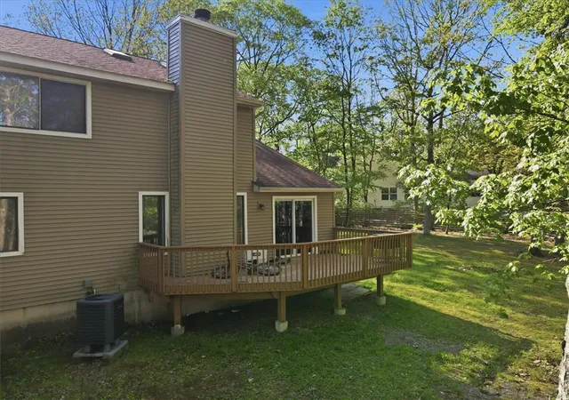 Homes for sale in Lehman Twp, PA | 3301 Windermere Dr, Lehman Twp, PA 18324 | MLS# 771903