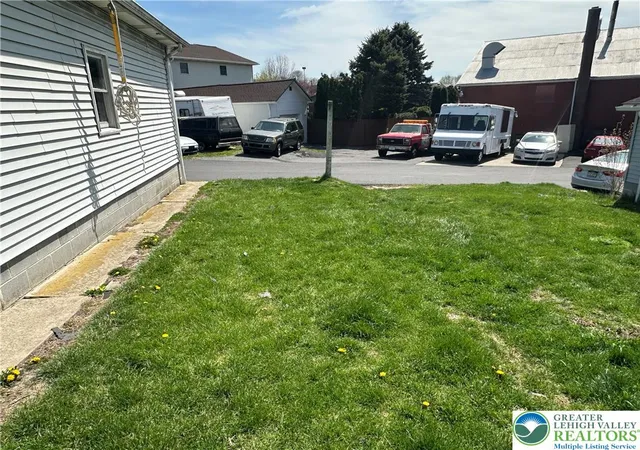 Homes for sale in Nazareth Boro, PA | 123 Spring St, Nazareth Boro, PA 18064 | MLS# 772211