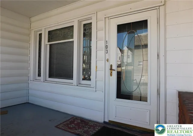 2nd image of 103 E Amidon St, Summit Hill, PA 18250 | MLS# 771740