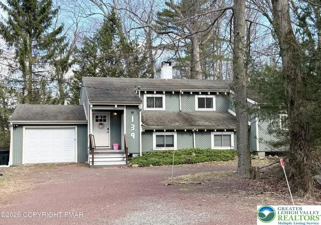 1st image of 9 Sassafras Rd, Lake Harmony, PA 18624 | MLS# 772395