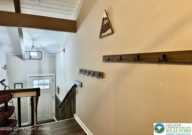 3rd image of 9 Sassafras Rd, Lake Harmony, PA 18624 | MLS# 772395