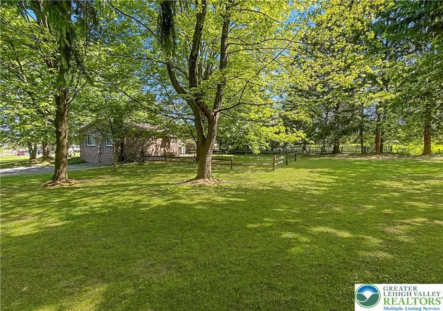 Homes for sale in Bethlehem Twp, PA | 3406 Church Rd, Bethlehem Twp, PA 18045 | MLS# 772282