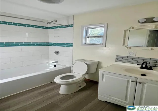 Homes for sale in Duryea, PA | 742 Donnelly St, Duryea, PA 18642 | MLS# 772815