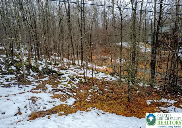 Homes for sale in Middle Smithfield Twp, PA | 198 Bristol Cir W #198, Middle Smithfield Twp, PA 18302 | MLS# 772770