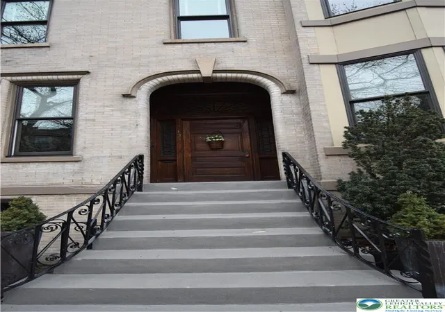 5th image of 134 3Rd St, Easton, PA 18042 | MLS# 772433