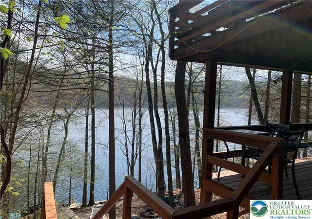 Photo 4 of Single Family Residence at 133 N Eastwood Dr, Greentown, PA 18426 | MLS# 773047 | | Sold on 2026-04-24