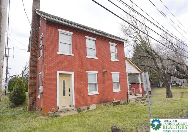 Photo 1 of Sale Pending at 3863 Mauch Chunk Rd, Allentown, PA 18104 | MLS# 773080 | Listing updated on 2026-05-22
