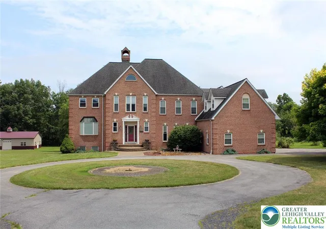 Photo 1 of Single family home for sale at 3045 W Scenic Dr, Danielsville, PA 18038 | MLS# 773202 | Listing updated on 2026-07-27