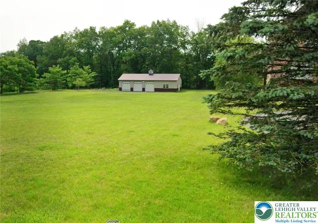 Homes for sale in Moore Twp, PA | 3045 W Scenic Dr, Moore Twp, PA 18038 | MLS# 773202