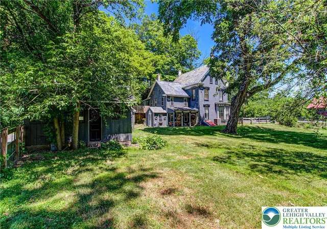 Homes for sale in Nockamixon Twp, PA | 9754 Easton Rd, Nockamixon Twp, PA 18930 | MLS# 773211