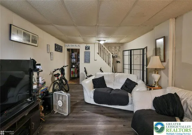 Homes for sale in Allentown City, PA | 518 N New St, Allentown City, PA 18102 | MLS# 772997