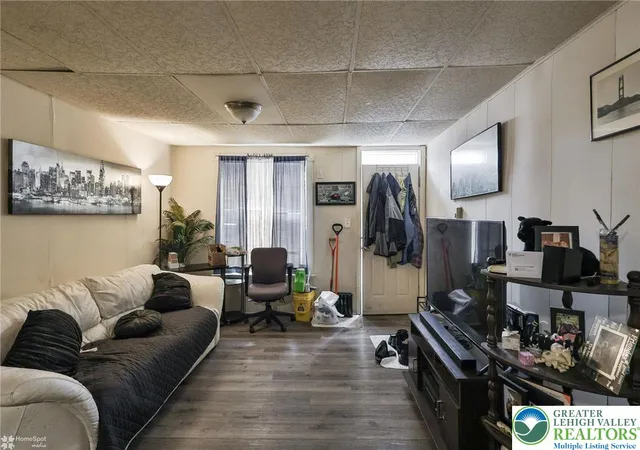 Homes for sale in Allentown City, PA | 518 N New St, Allentown City, PA 18102 | MLS# 772997