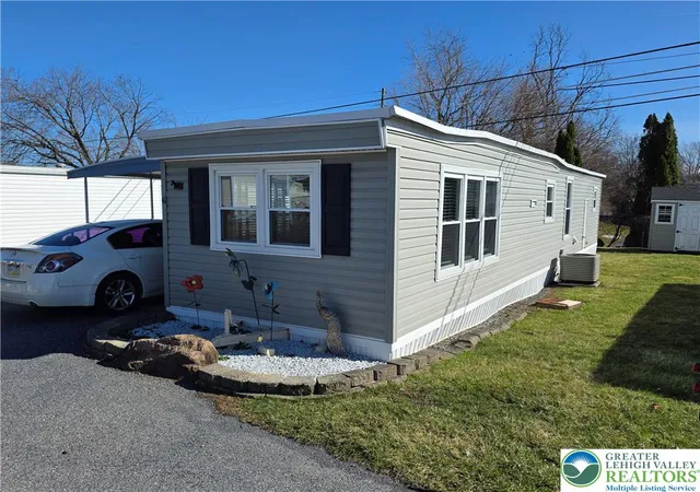 2nd image of 3350 Airport Rd, Allentown, PA 18109 | MLS# 773276