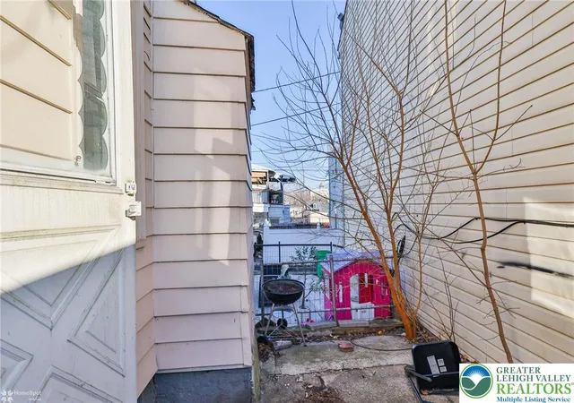 Homes for sale in Allentown, PA | 317 N Law St, Allentown, PA 18102 | MLS# 773002