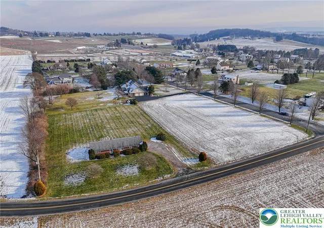 Homes for sale in Upper Macungie Twp, PA | 10114 Dietrich Rd, Upper Macungie Twp, PA 18031 | MLS# 773529
