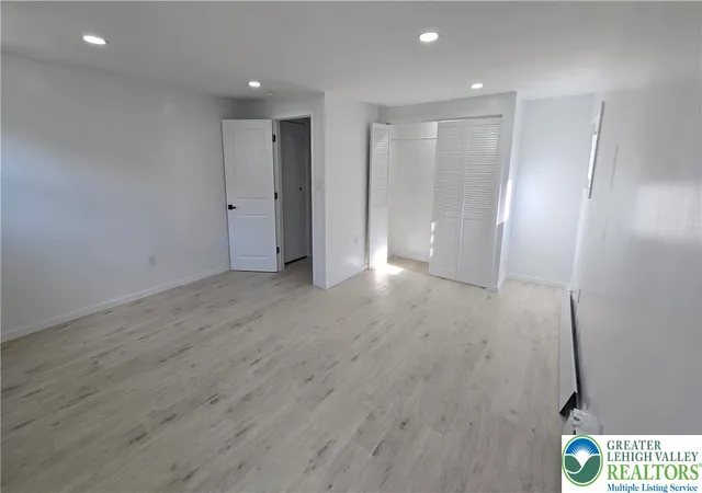 5th image of 137 Madison St, Wilkes Barre, PA 18702 | MLS# 773320