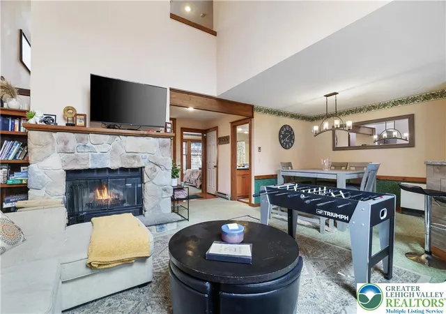 3rd image of 426 Oak Ct, Jackson Twp, PA 18372 | MLS# 773600