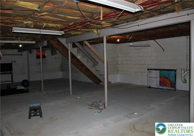 Photo 26 of Single family home for sale at 140 Piney Woods Dr, Jim Thorpe, PA 18229 | MLS# 773359 | Listing updated on 2026-05-31