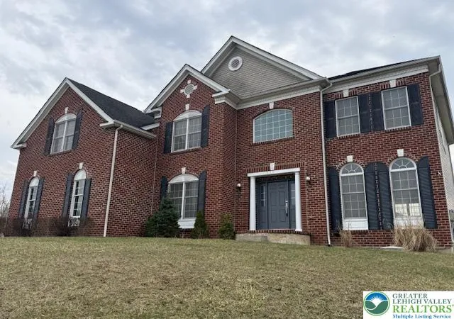 Photo 1 of Single family home for sale at 671 Stratton Dr, East Stroudsburg, PA 18302 | MLS# 773644 | Listing updated on 2026-06-30