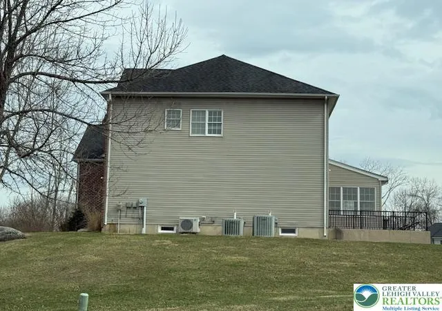 Photo 59 of Single family home for sale at 671 Stratton Dr, East Stroudsburg, PA 18302 | MLS# 773644 | Listing updated on 2026-06-30
