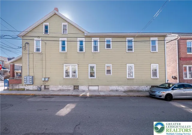1st image of 1690 Newport Ave, Northampton, PA 18067 | MLS# 773526