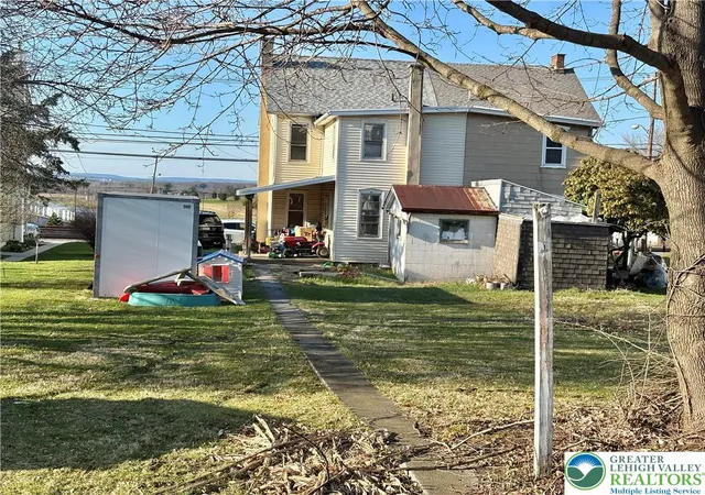 2nd image of 122 Front St, Alburtis, PA 18011 | MLS# 773839