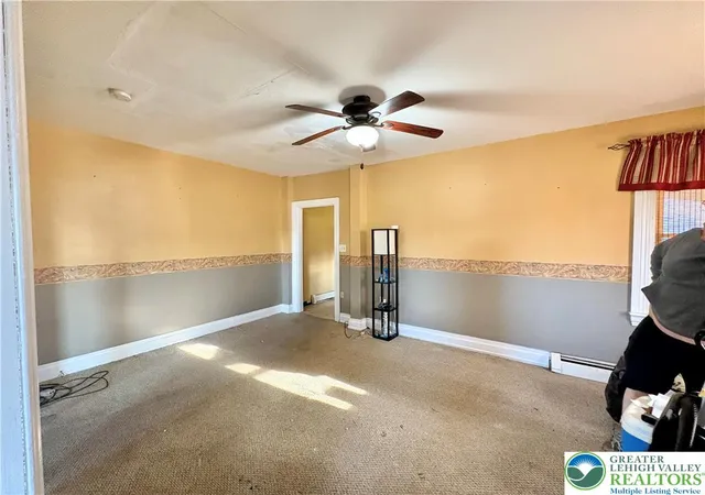 5th image of 122 Front St, Alburtis, PA 18011 | MLS# 773839