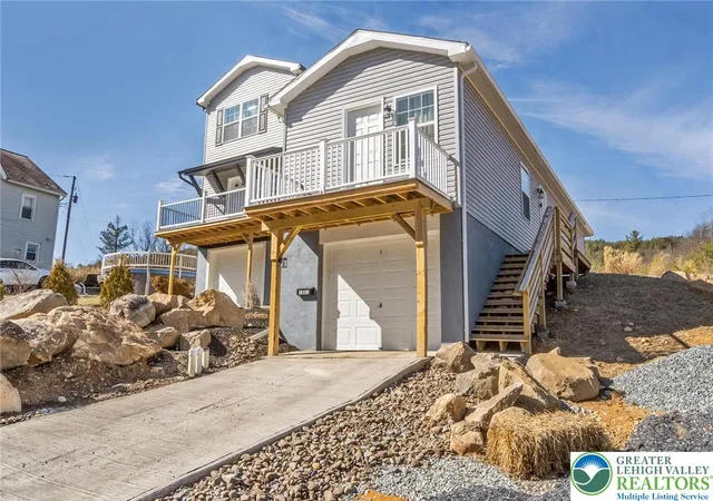 3rd image of 1021 Princeton Ave, Palmerton Boro, PA 18071 | MLS# 773098