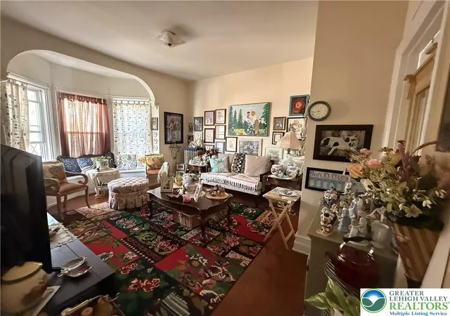 12th image of 204 N 9th St, Allentown City, PA 18102 | MLS# 773869