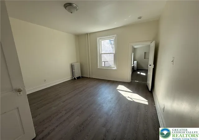 5th image of 204 N 9Th St, Allentown City, PA 18102 | MLS# 773869