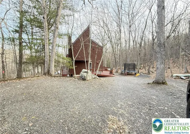 Homes for sale in Lehman Twp, PA | 5933 Decker Rd, Lehman Twp, PA 18324 | MLS# 773947