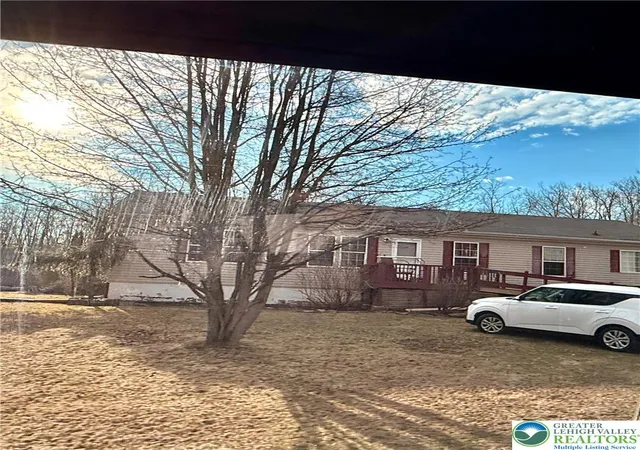 Homes for sale in Wind Gap, PA | 432 Old Allentown Rd, Wind Gap, PA 18091 | MLS# 773974