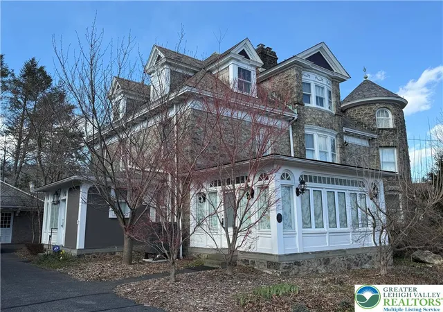47th image of 700 Mixsell St, Easton, PA 18042 | MLS# 773771