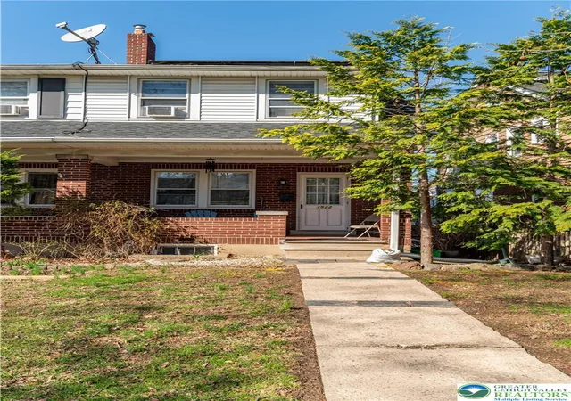 1st image of 1522 W North St, Bethlehem City, PA 18018 | MLS# 773816