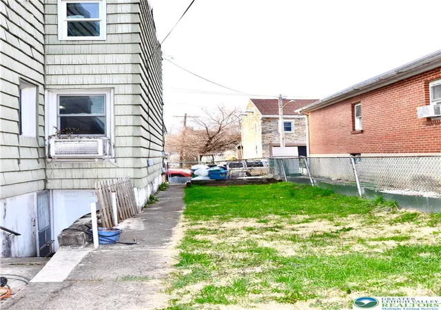 Homes for sale in Allentown City, PA | 154 E Union St, Allentown City, PA 18109 | MLS# 774003