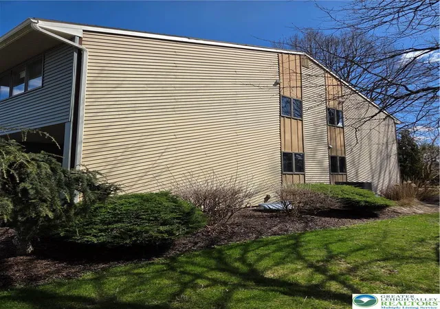Homes for sale in Bethlehem City, PA | 1728 Butztown Rd #C1, Bethlehem City, PA 18017 | MLS# 774048