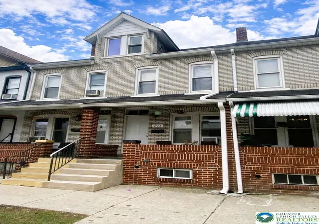 Homes for sale in Allentown City, PA | 274 E Elm St, Allentown City, PA 18109 | MLS# 772601