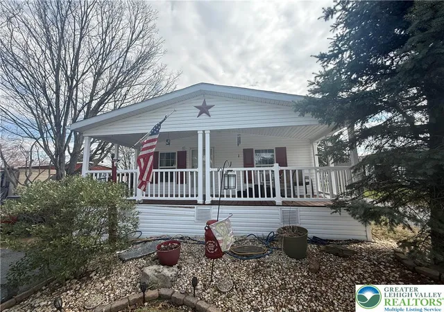 Homes for sale in South Whitehall Twp, PA | 3616 Lil Wolf Cir, South Whitehall Twp, PA 18069 | MLS# 774137