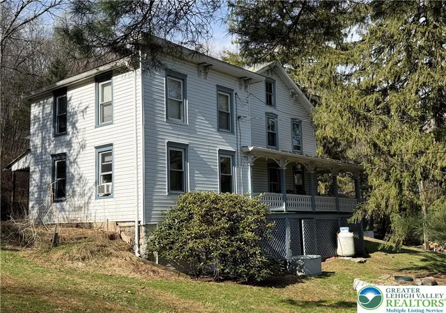Homes for sale in Walker Twp, PA | 1227 Valley Rd, Walker Twp, PA 18252 | MLS# 774202