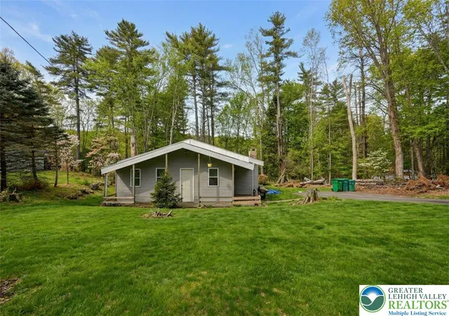 Homes for sale in Lehman Twp, PA | 108 Mink Ln, Lehman Twp, PA 18324 | MLS# 774294