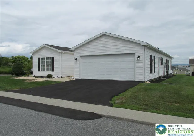 Homes for sale in Forks Twp, PA | 891 Biltmore Ave, Forks Twp, PA 18040 | MLS# 774370