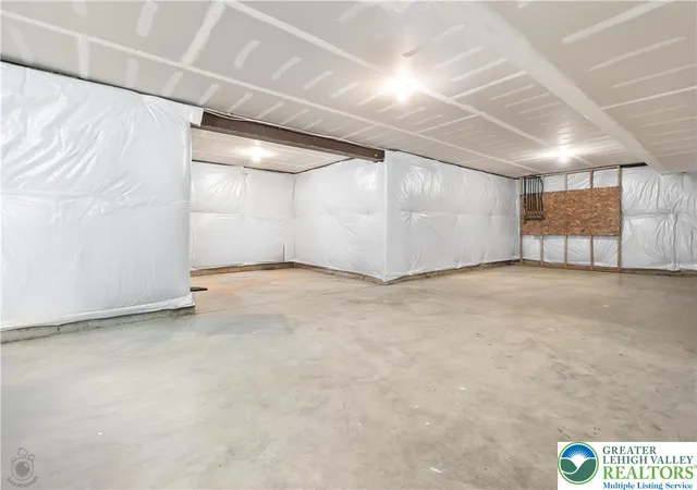 43rd image of 70 Kate Ct, Easton, PA 18042 | MLS# 774402