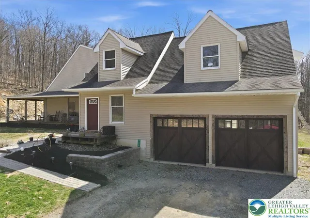 Homes for sale in Longswamp Twp, PA | 120 Benfield Rd, Longswamp Twp, PA 18062 | MLS# 774258